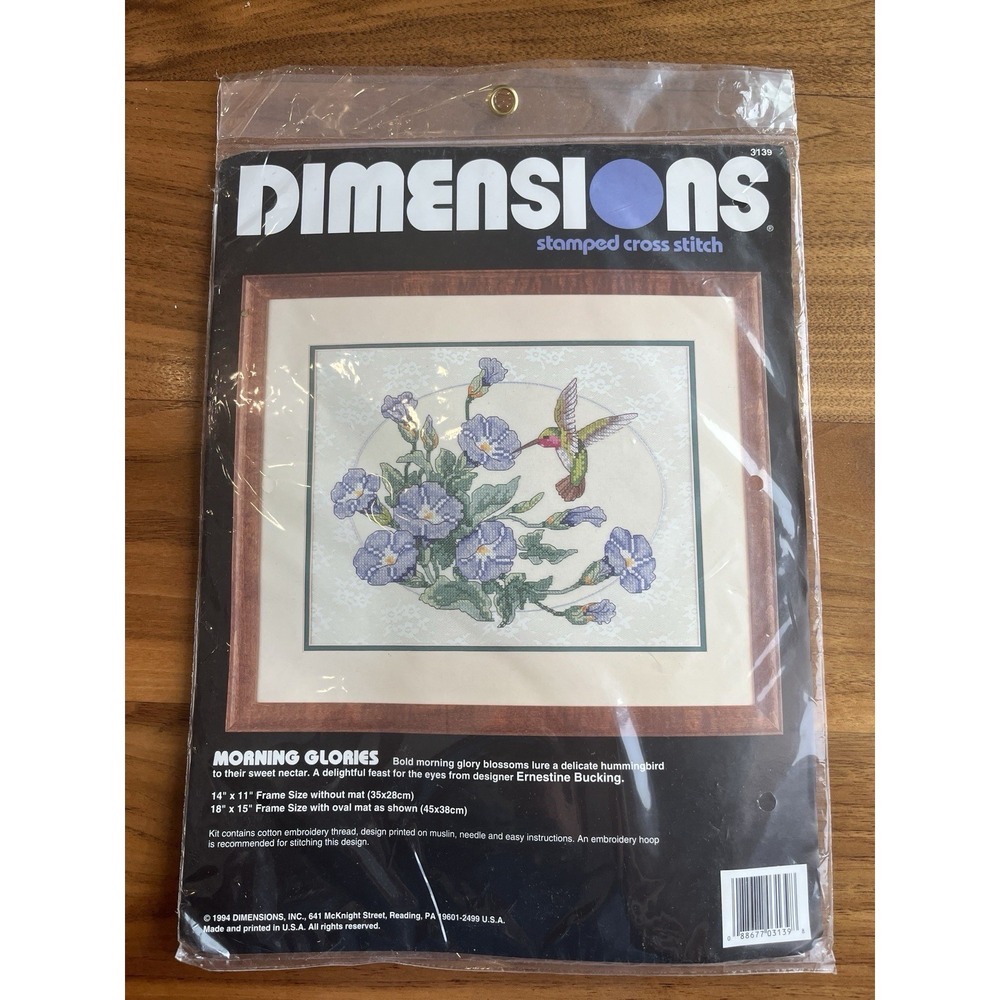 Dimensions Hummingbird Morning Glories‎ Stamped Cross Stitch Kit 3139 NEW